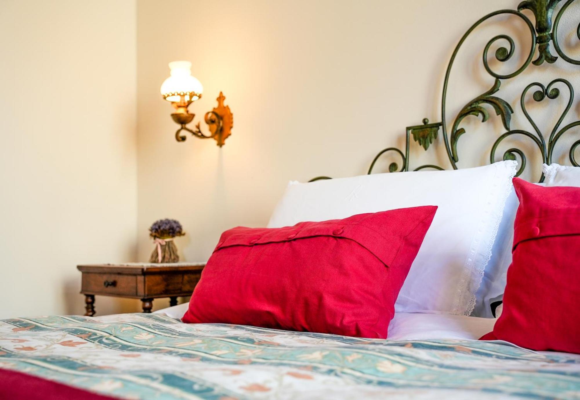 B&B Locanda Tempi Lontani Adults Only Orta San Giulio Habitación foto